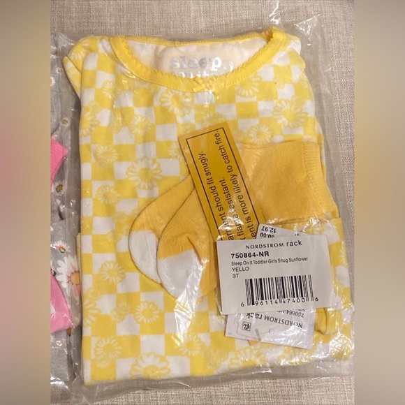 (2) SLEEP ON IT Floral Print & Check 3-Piece Pajama & Sock Set Toddler Girls - Picture 6 of 16